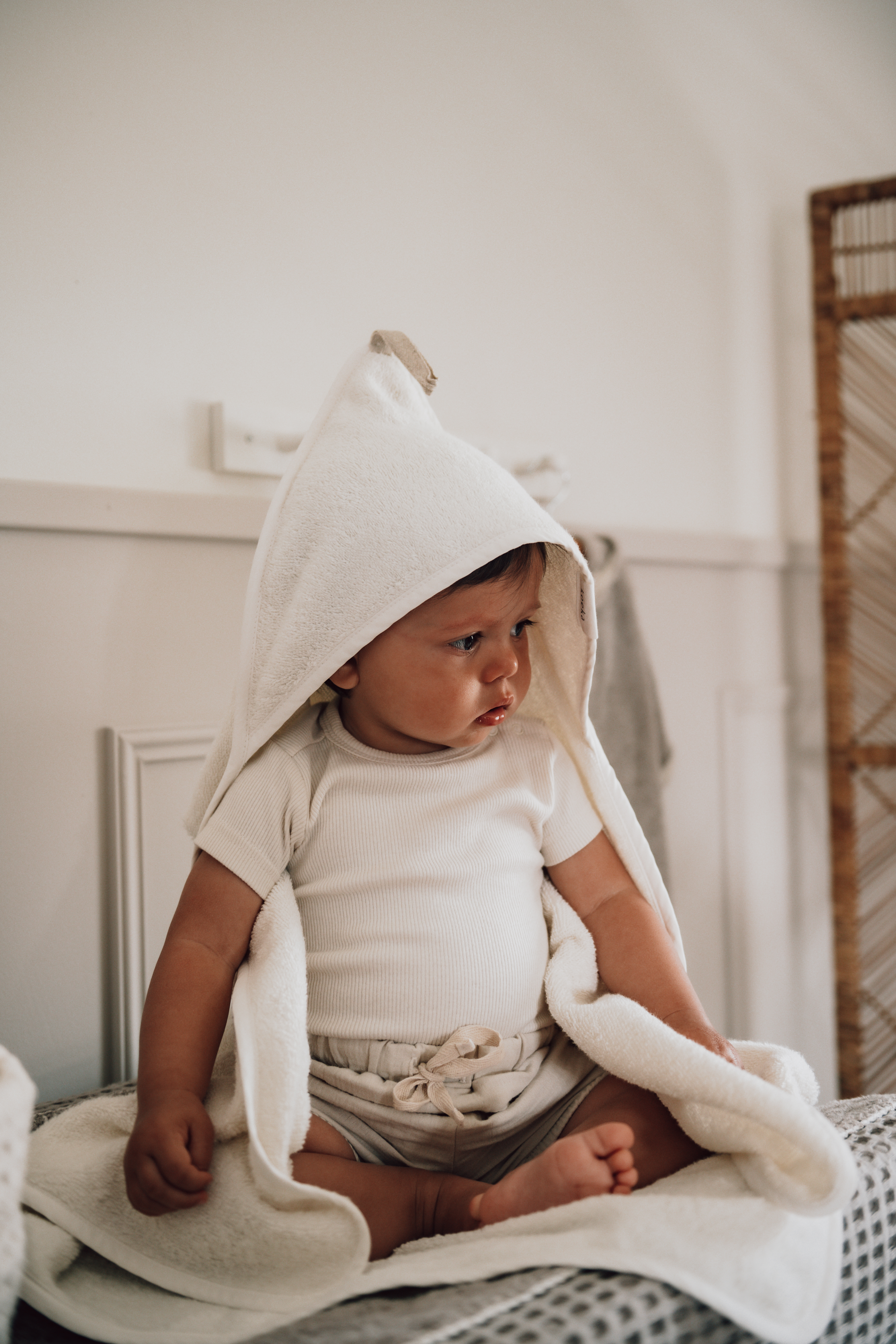 MABABU Baby Handdoek met Kap - GOTS Biologisch Katoen - Voor Pasgeborenen & Kinderen | Babycadeau - 75x75 cm | Dusty Rose MABABU Baby Handdoek met Kap - GOTS Biologisch Katoen - Voor Pasgeborenen & Kinderen | Babycadeau - 75x75 cm | Dusty Rose
