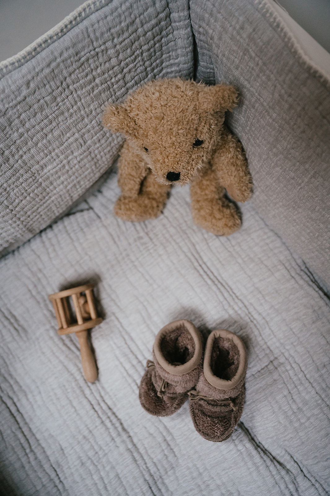 Krabbeldecke Rivoli stone/warm white