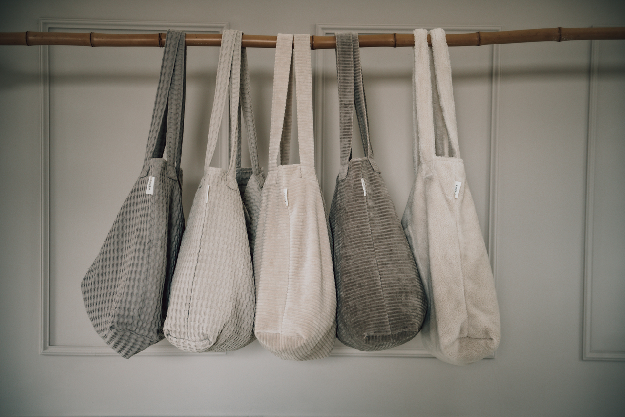 Mombag teddy Malmo pebble