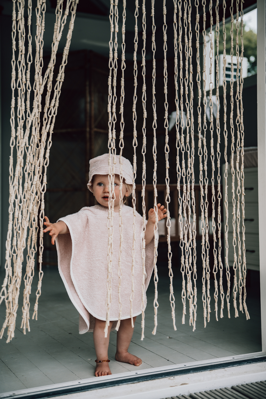 Badponcho Dijon Daily cotton candy