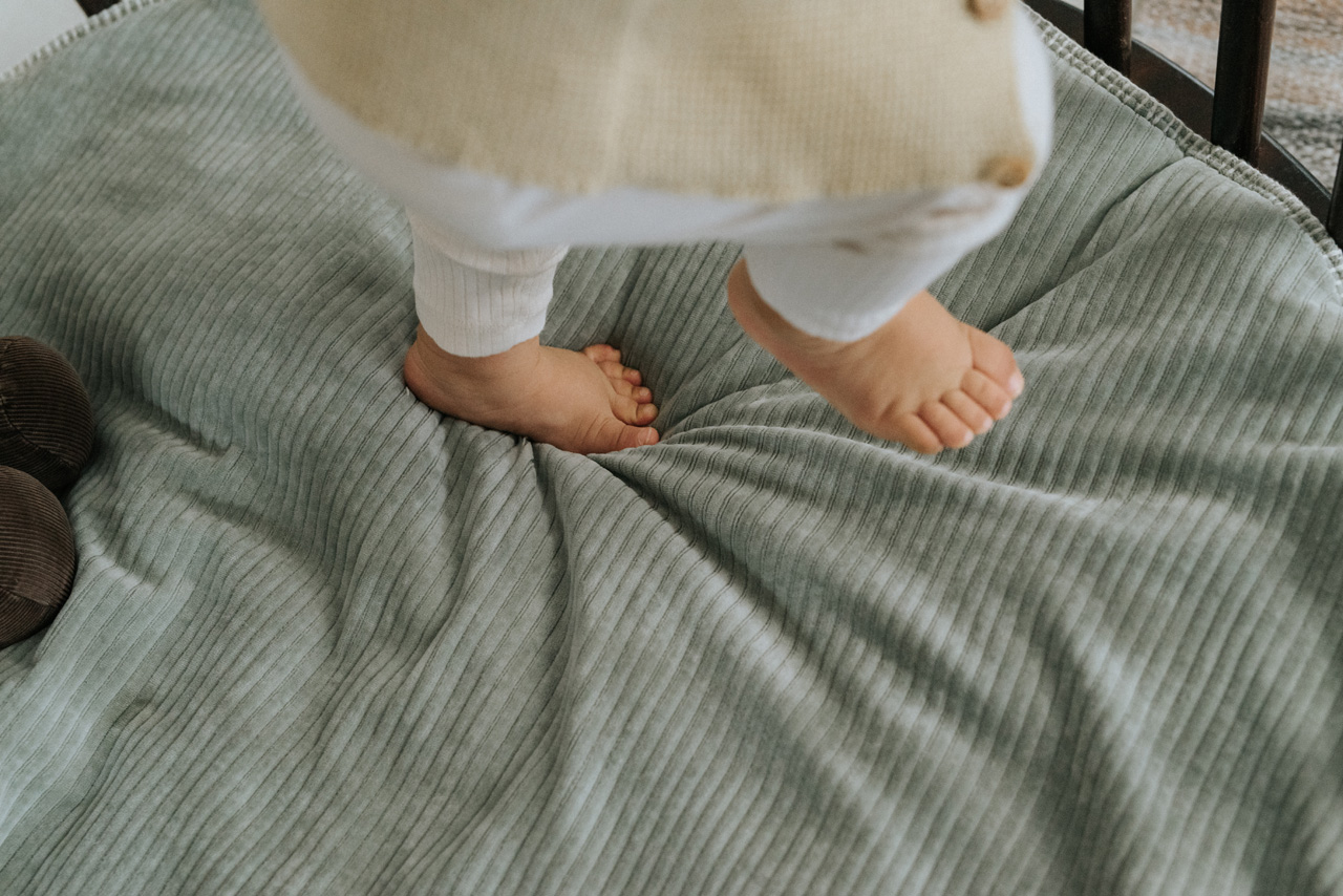 Boxkleed Rond Vik shadow green/sand