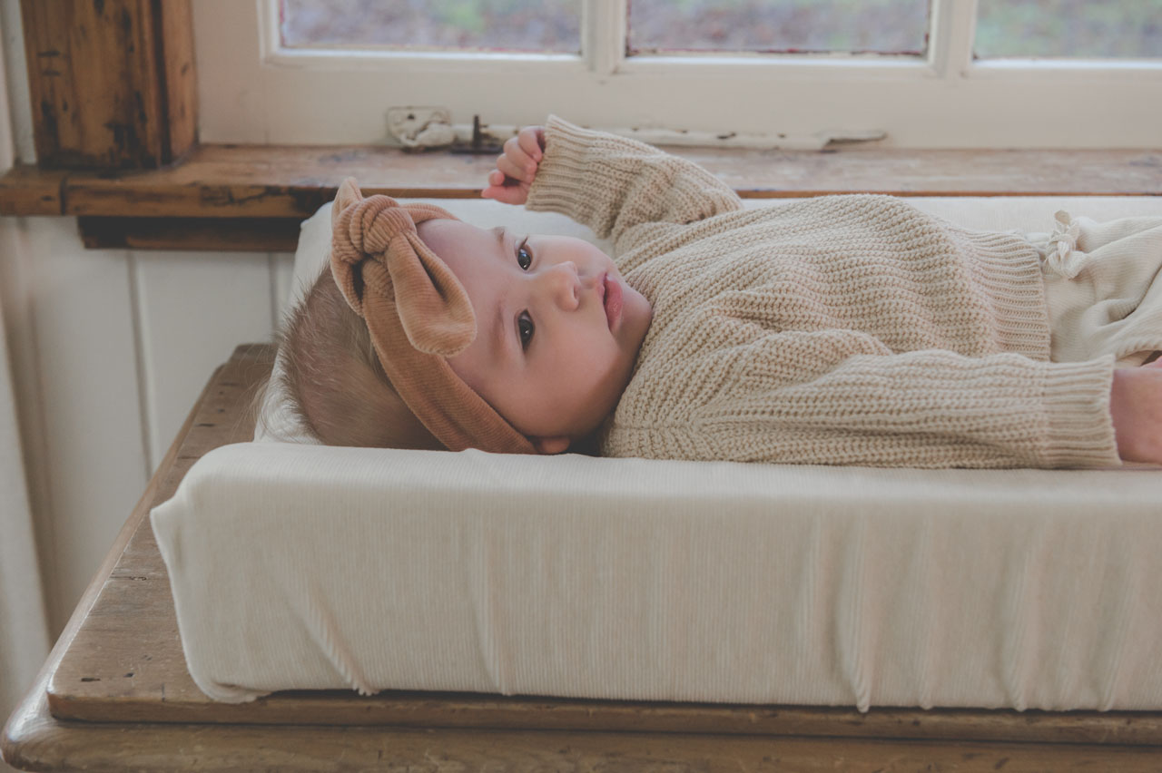Aankleedkussenhoes Oddi warm white