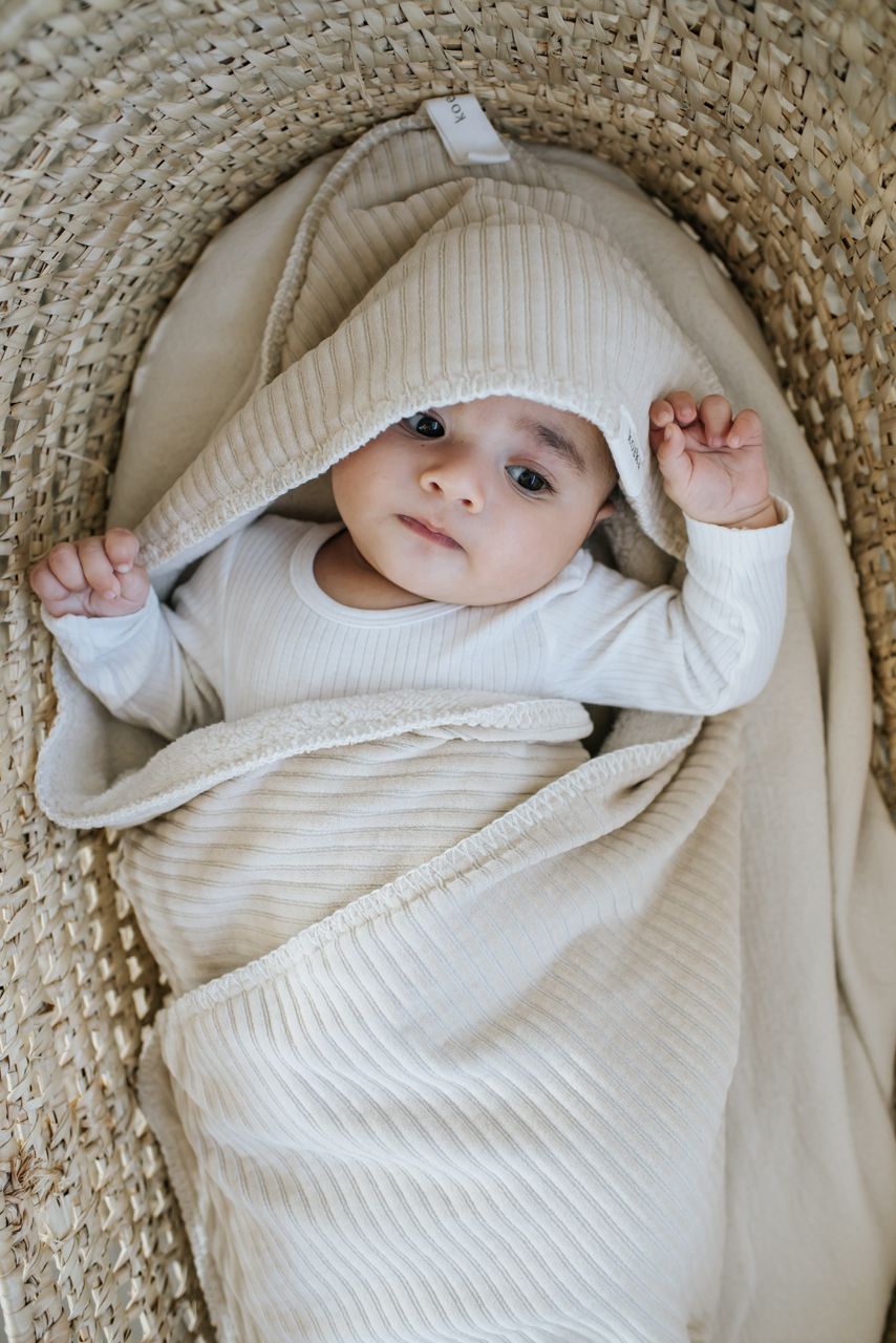 schending vals Standaard Omslagdoek Teddy Vik sand