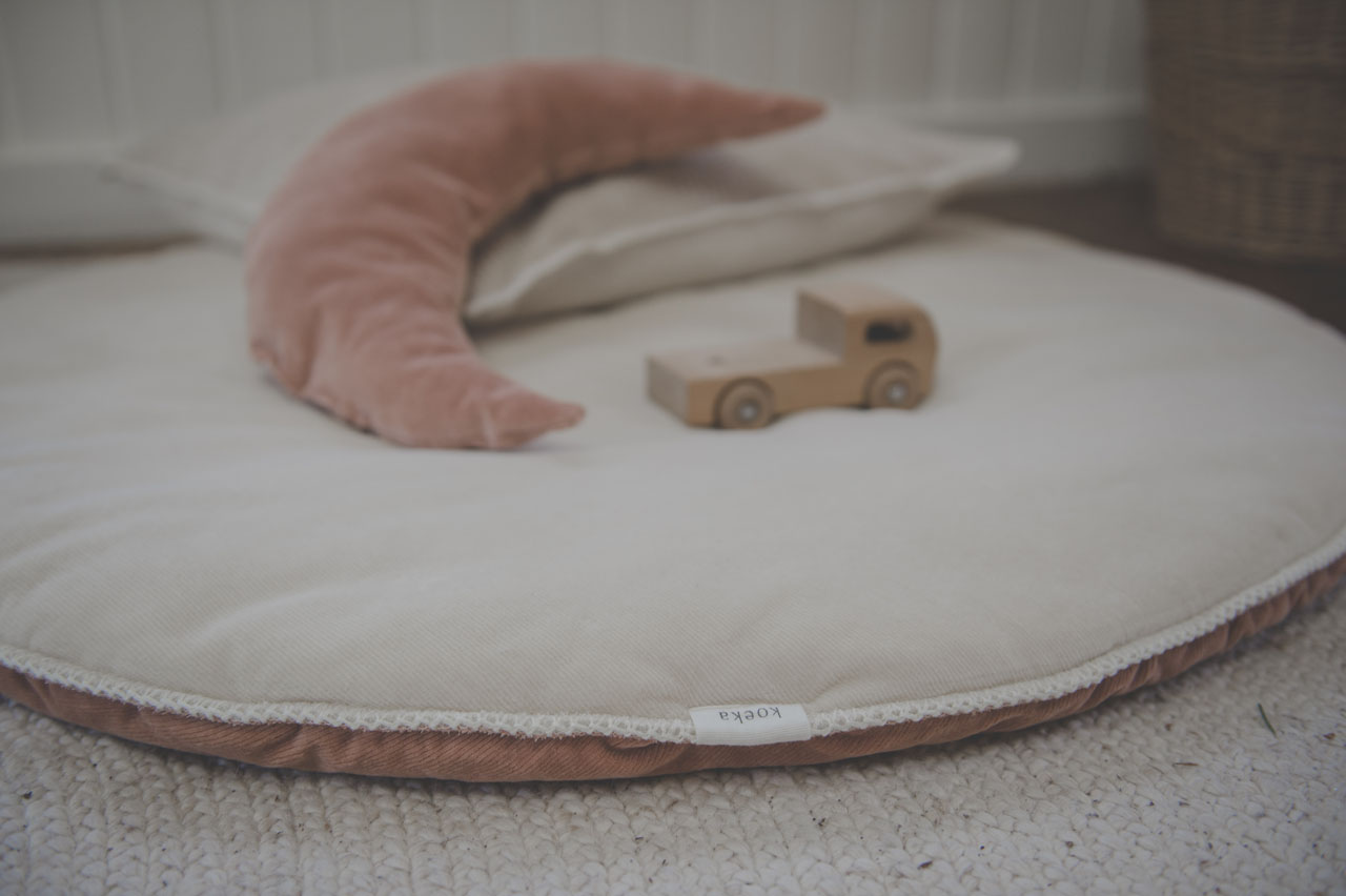 Boxkleed Rond Oddi soft earth/wam white