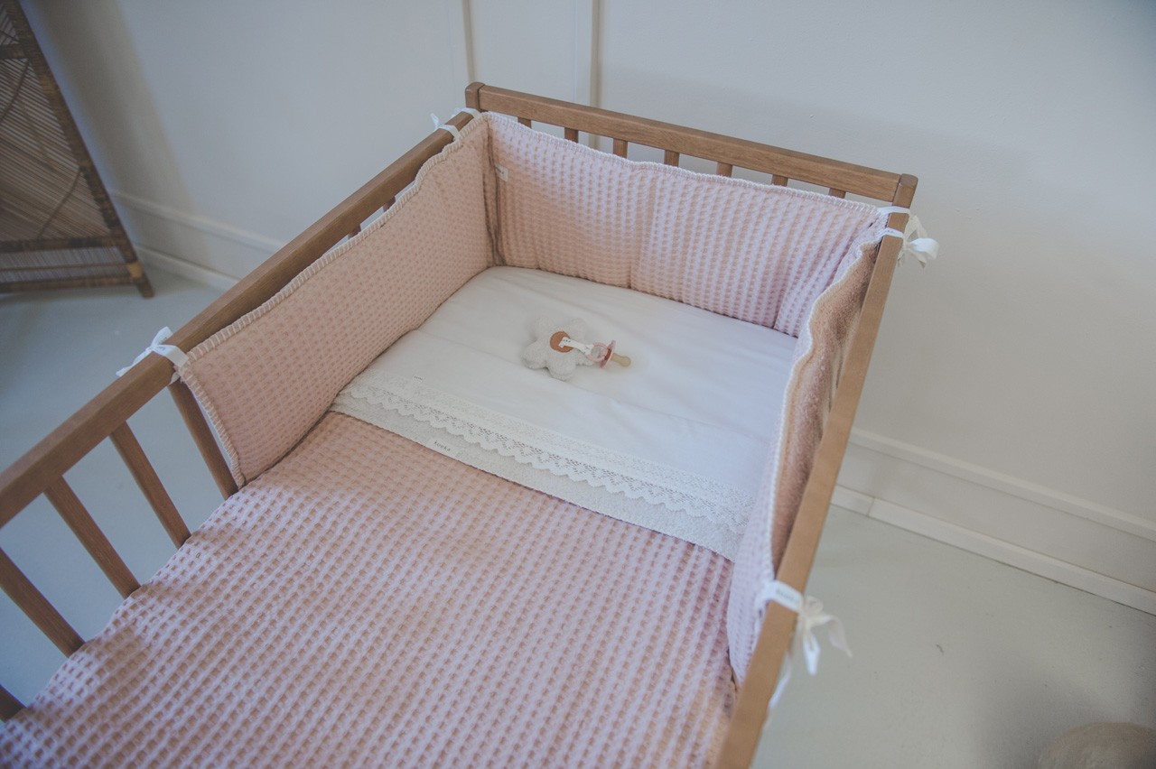 Play pen - / Cot bumper Amsterdam rosa salt