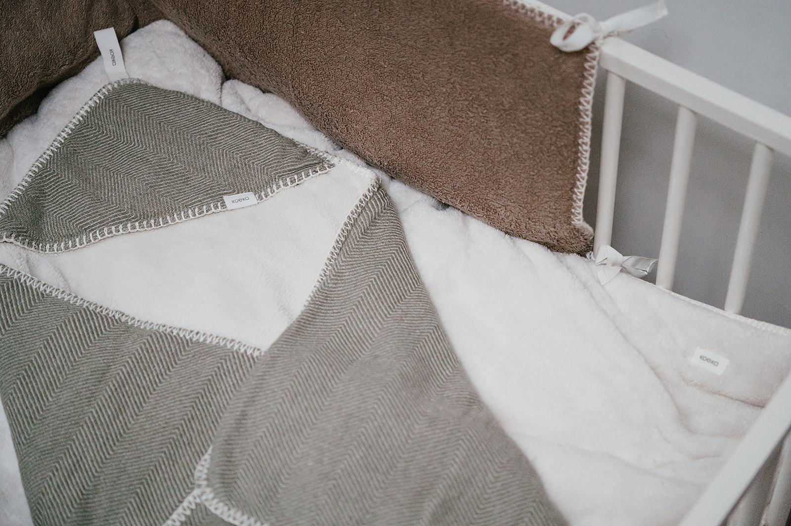 Play pen - / Cot bumper Malmo caffe