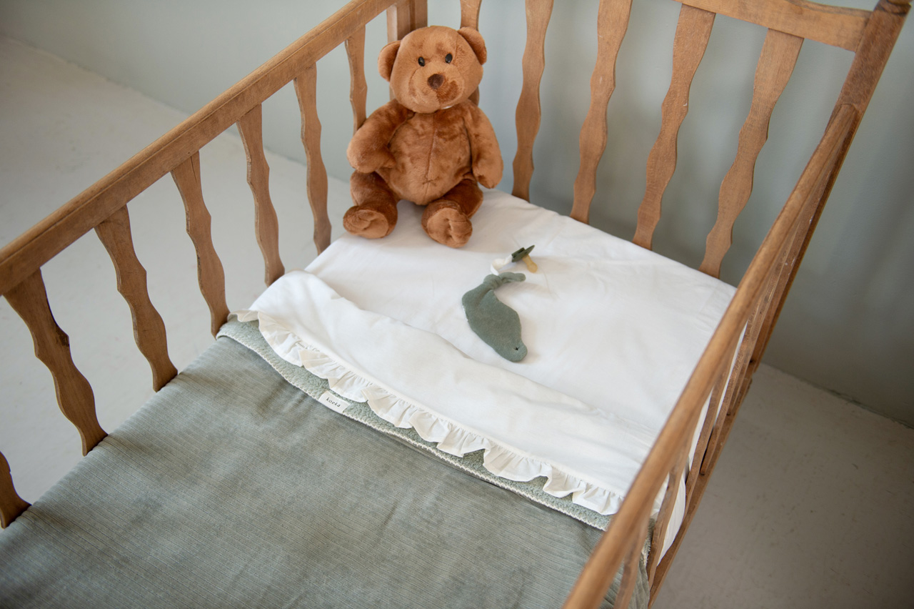 Bassinet blanket teddy Vik shadow green